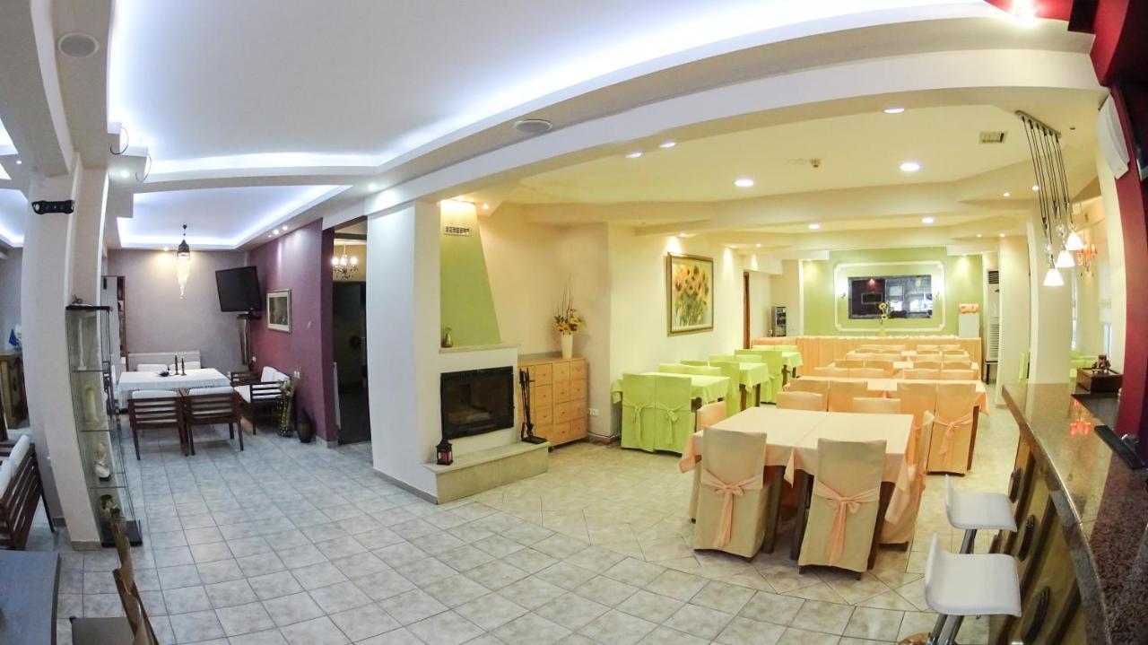 Hotel Erato Paralía 외부 사진
