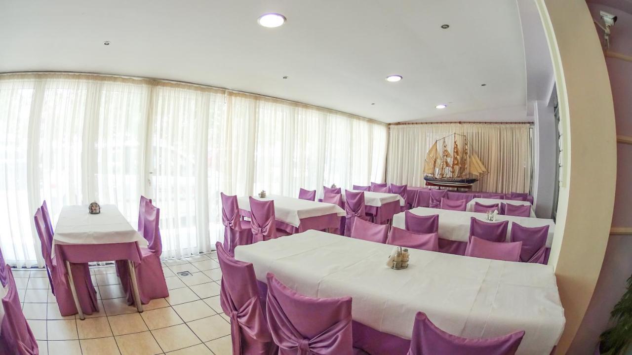 Hotel Erato Paralía 외부 사진
